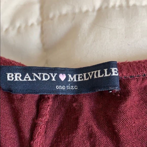 burgundy brandy melville shorts - Picture 2 of 3